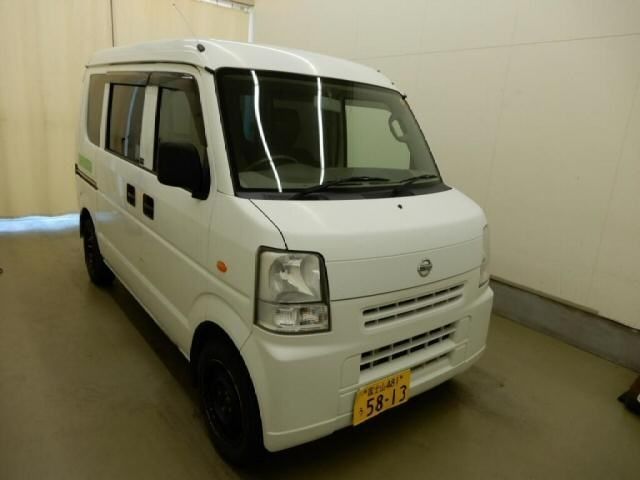 28033 NISSAN CLIPPER VAN DR64V 2015 г. (Honda Tokyo)